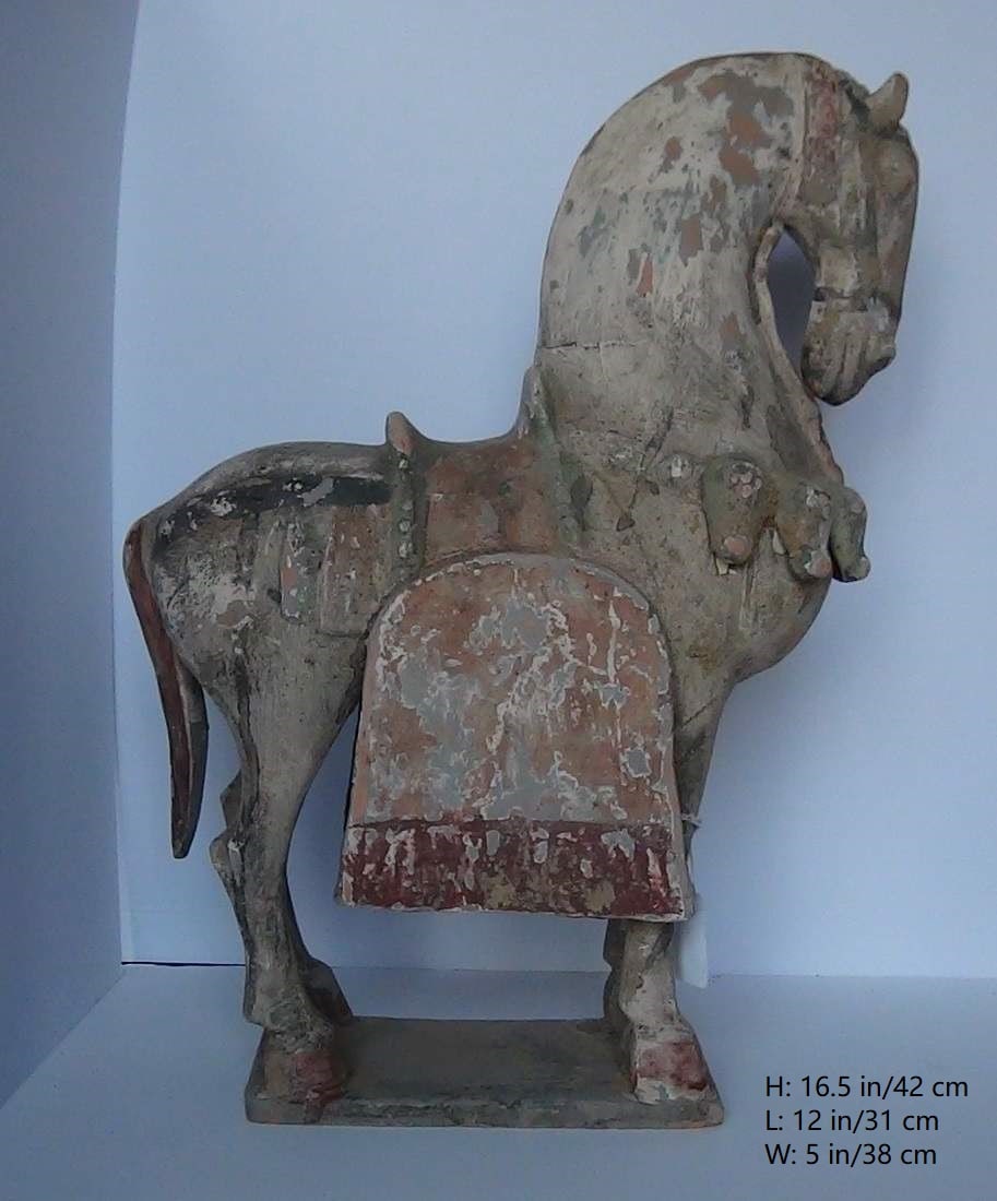 RARE CHINESE ANTIQUE HAN TANG WARING HORSE: THIS ITEM H: 16.5 in/42 cm L: 12 in/31 cm W: 5 in/38 cm Weight: FEATURES 1. There is a chip on the neck of the horse. Please check the pictures carefully. 2. The pictures taken by a special equipment