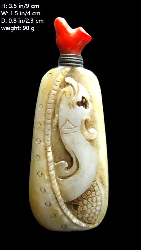 QING DY CHINESE JADE WITH CORAL STOPER SNUFF BOTTLE: THIS ITEM H: 3.5 in/9 cm W: 1.5 in/4 cm D: 0.8 in/2.3 cm Weigh: 90 g FEATURES 1. Hand carved a dragon on natural jade stone. 2. Old.