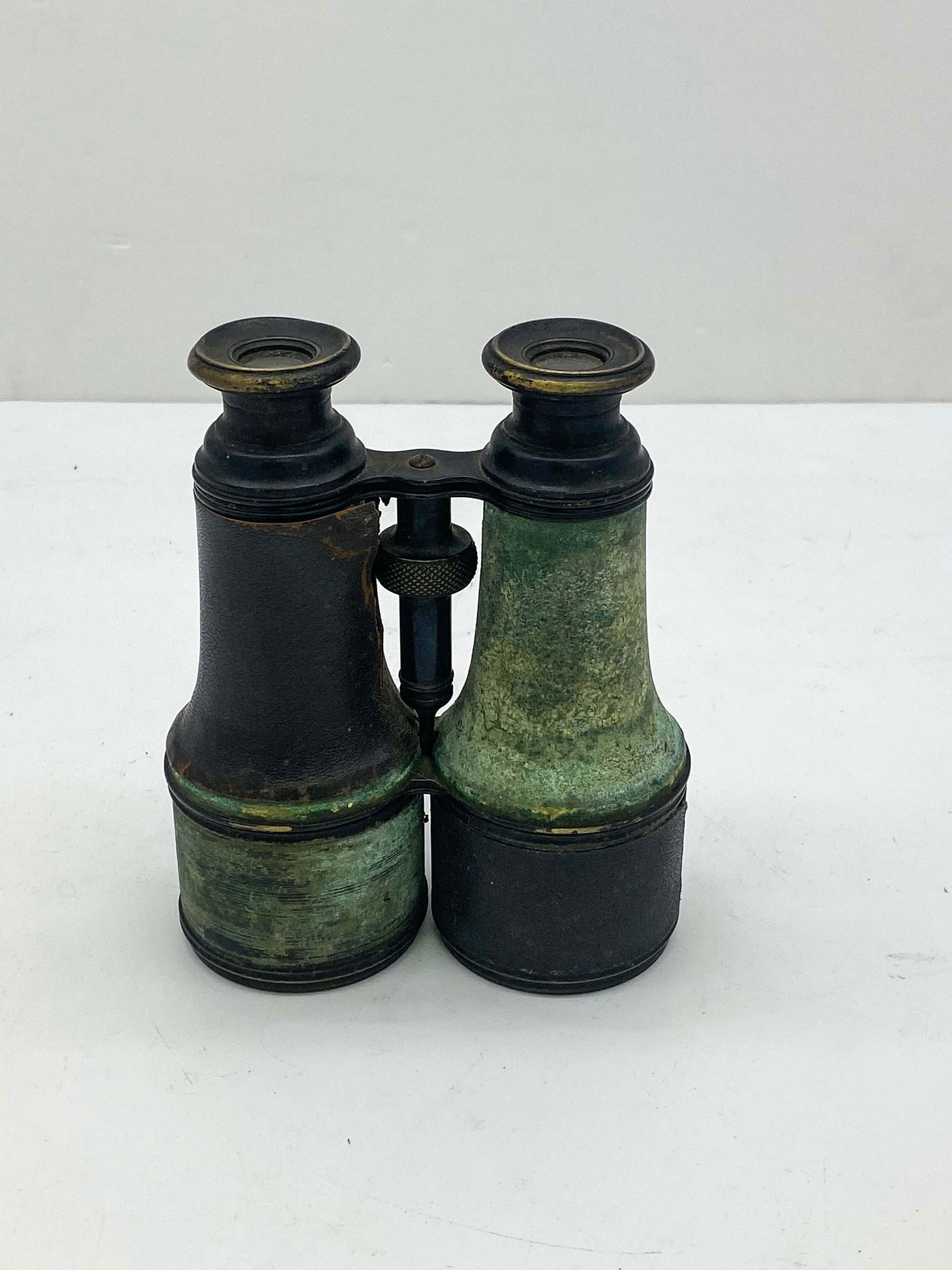 World War 1 Trench Leather Binoculars: World War 1 Trench Leather Binoculars