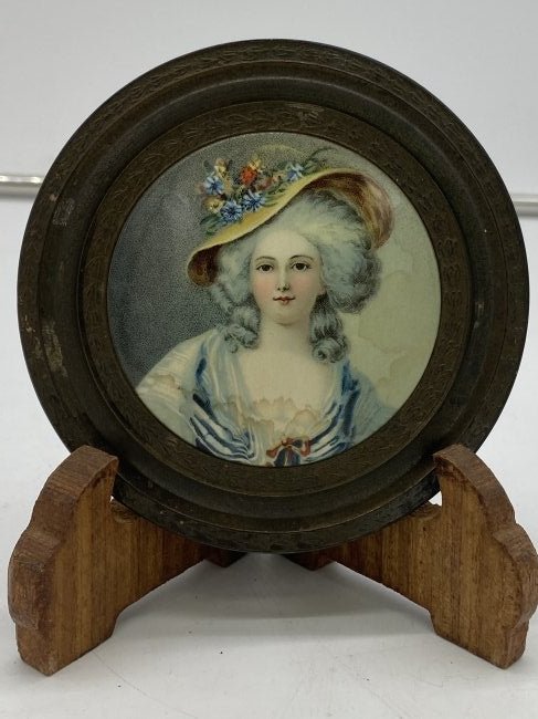 Antique Vanity mirror w/ Hand Painted Woman on back: Antique Brass Vanity Compact mirror w/ Hand Painted Enameled Woman on back.