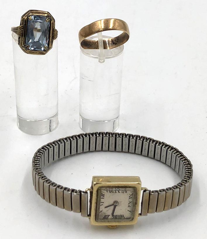 585 - 14 carat gold. Ring with topaz? Wedding ring.: The ring with the blue Art Nouveau stone around 1900, 3.6 grams gross. The wedding ring 2 grams. The watch case measured 16.5 mm square without crown and lugs. German Description: Gold 585 - 14 Karat.