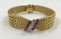 Gold 750 bracelet with diamonds and sapphires.