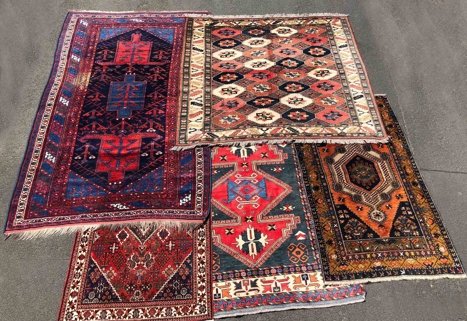 Collection of 5 hand-knotted oriental carpets, pile: 270 cm x 161 cm. Kurd with tree and bird pattern. Persian carpet. Iran. Old, around 1930. 183 cm x 112 cm. Yahyali village carpet. Anatolia. Turkey. Old, around 1940. 155 cm x 106 cm. Miah-Meh Persian