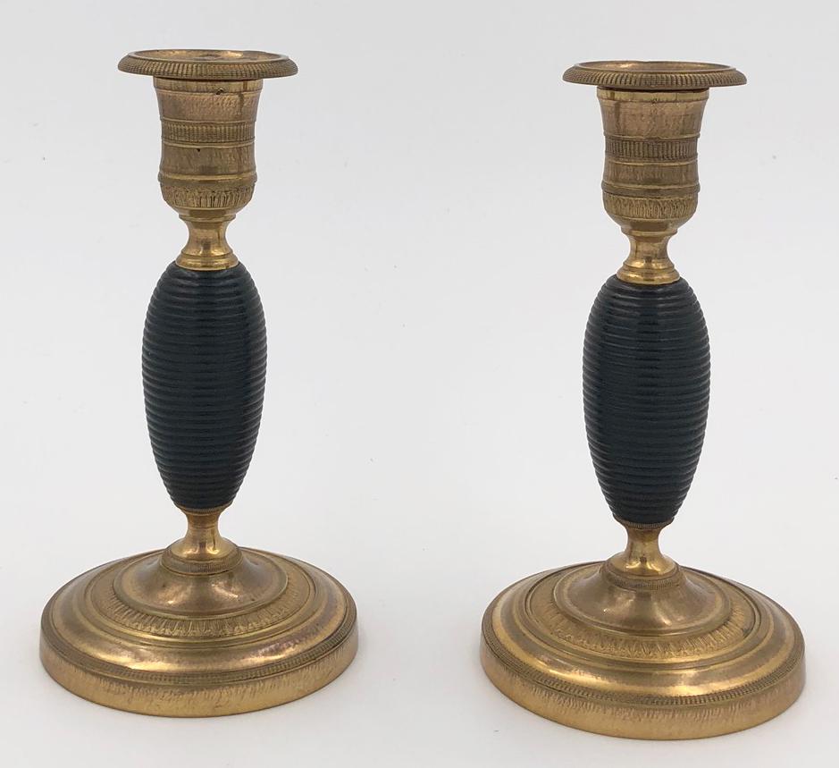 2 Bronze D'oré candlesticks. A pair. Classicism. (1 of 8)