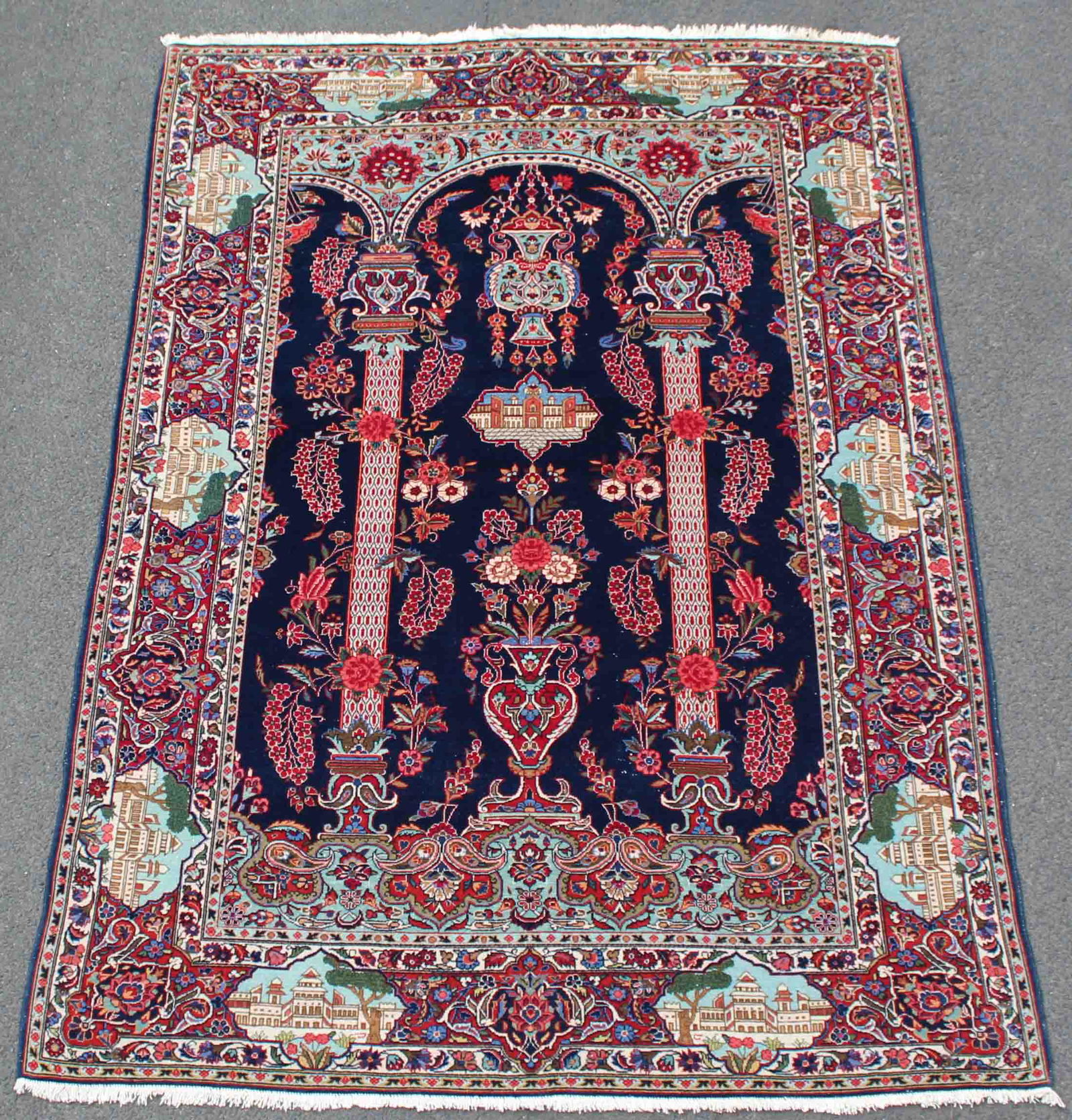 Keschan cork Persian rug. Iran. About 70 - 100 years (1 of 9)