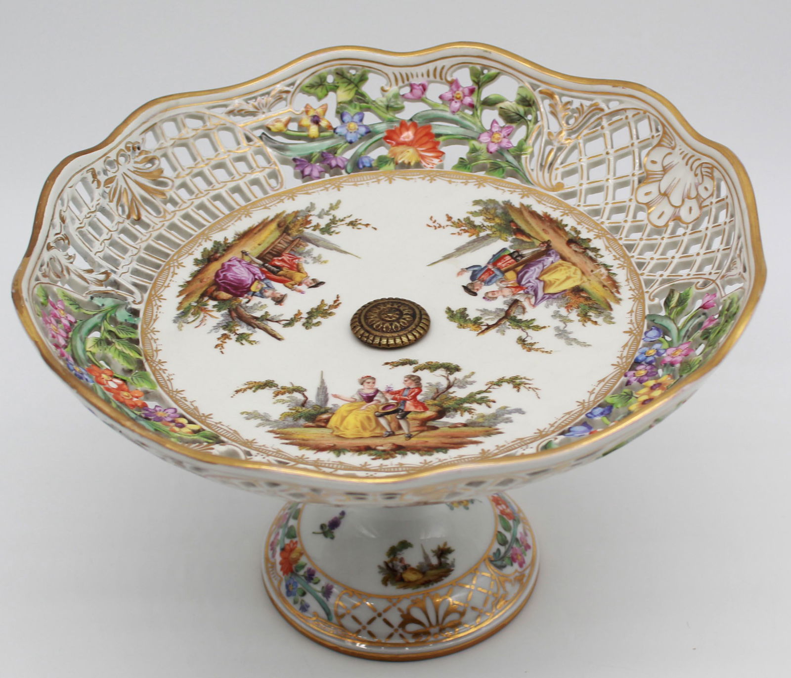 Meissen breakthrough bowl. Watteau painting. Knaufzeit (1 of 13)