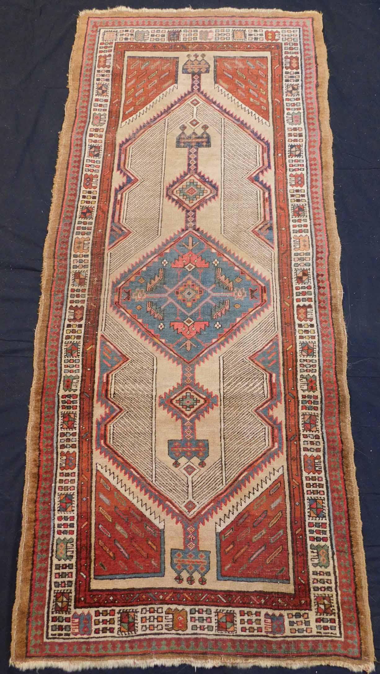 Sarab Persian carpet. Iran. Antique, around 90-130 (1 of 6)