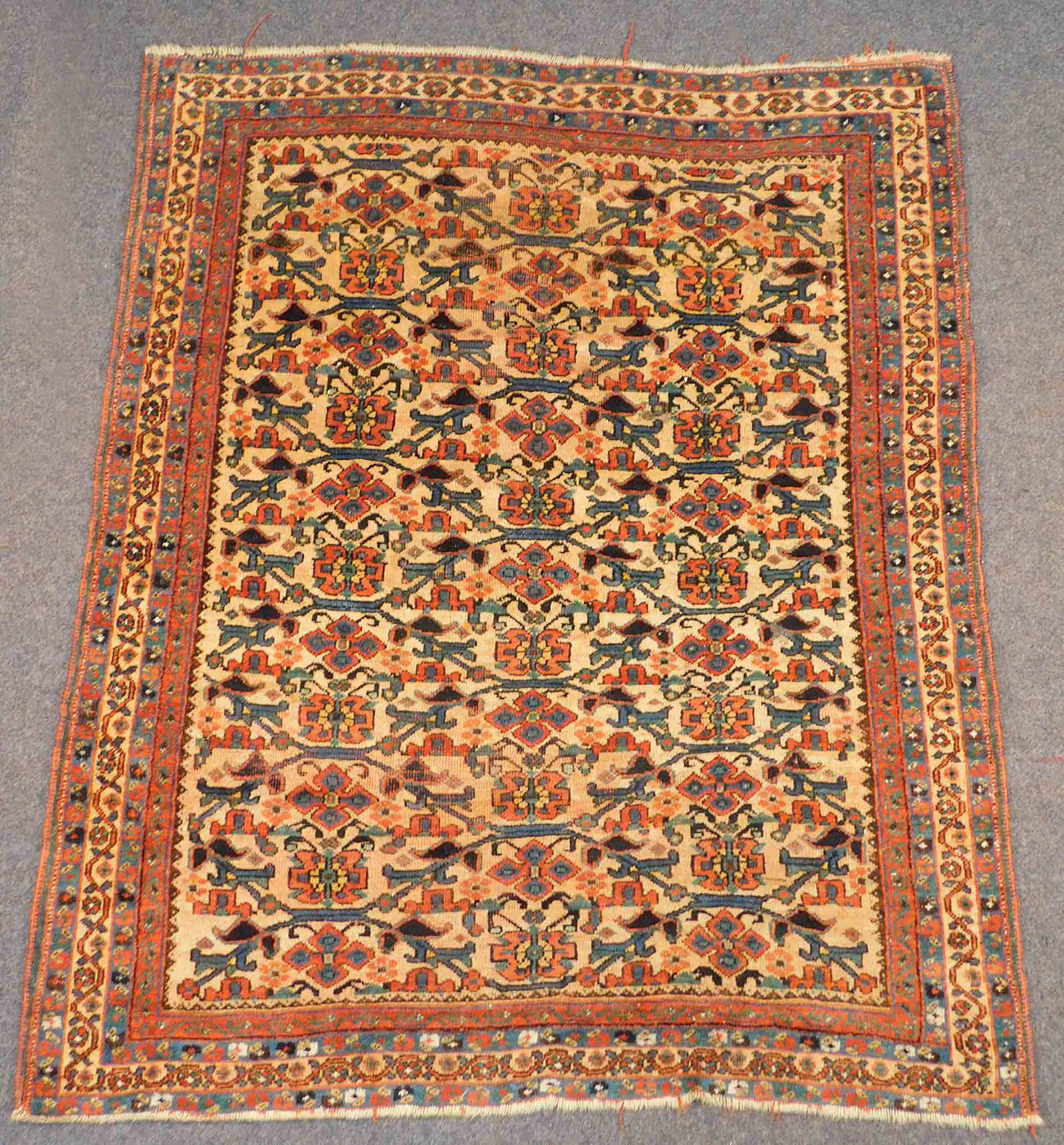 Afschar Stammesteppich. Antik. Gelbgrundig.: 161 cm x 138 cm. Handgeknüpft. Wolle auf Wolle. Naturfarben. Zustand siehe Fotos. Persien. Iran. Circa 100 - 150 Jahre alt. Versand kann organisiert werden.Afshar tribal rug. Antique. Yellow base. Ha