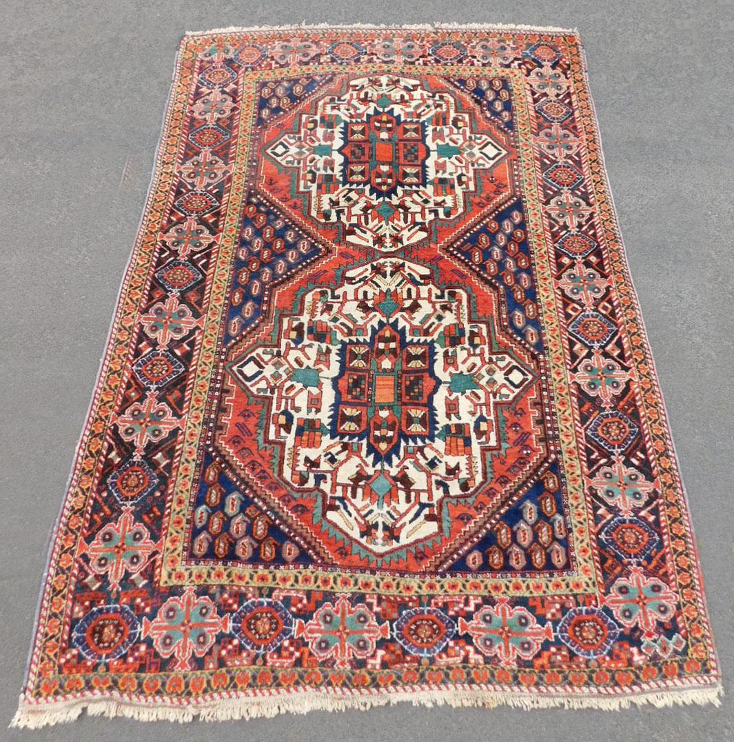 179 cm x 125 cm. HandgeknÃ¼pft. Wolle auf Baumwolle. Wohl Naturfarben. Circa 100 - 150 Jahre alt.: 179 cm x 125 cm. HandgeknÃ¼pft. Wolle auf Baumwolle. Wohl Naturfarben. Circa 100 - 150 Jahre alt. Persien. Iran. Versand kann organisiert werden. Afshar tribal rug. Antique. Hand knotted. Wool on co