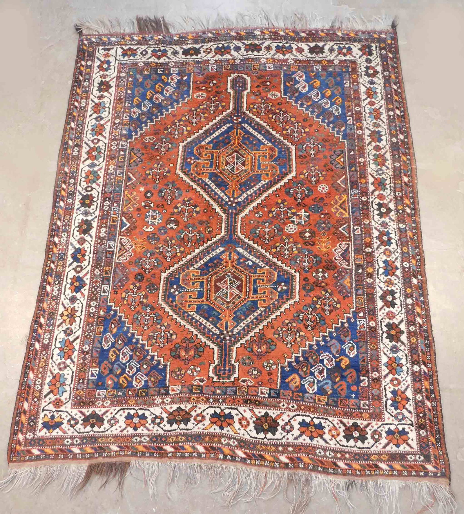 215 cm x 166 cm. HandgeknÃ¼pft. Wolle auf Wolle. Wohl alles Naturfarben. Insgesamt sehr guter: 215 cm x 166 cm. HandgeknÃ¼pft. Wolle auf Wolle. Wohl alles Naturfarben. Insgesamt sehr guter Zustand. Siehe Fotos. Iran. Persien. Circa 1. Drittel 20. Jahrhundert. Versand kann organisiert werden. 
