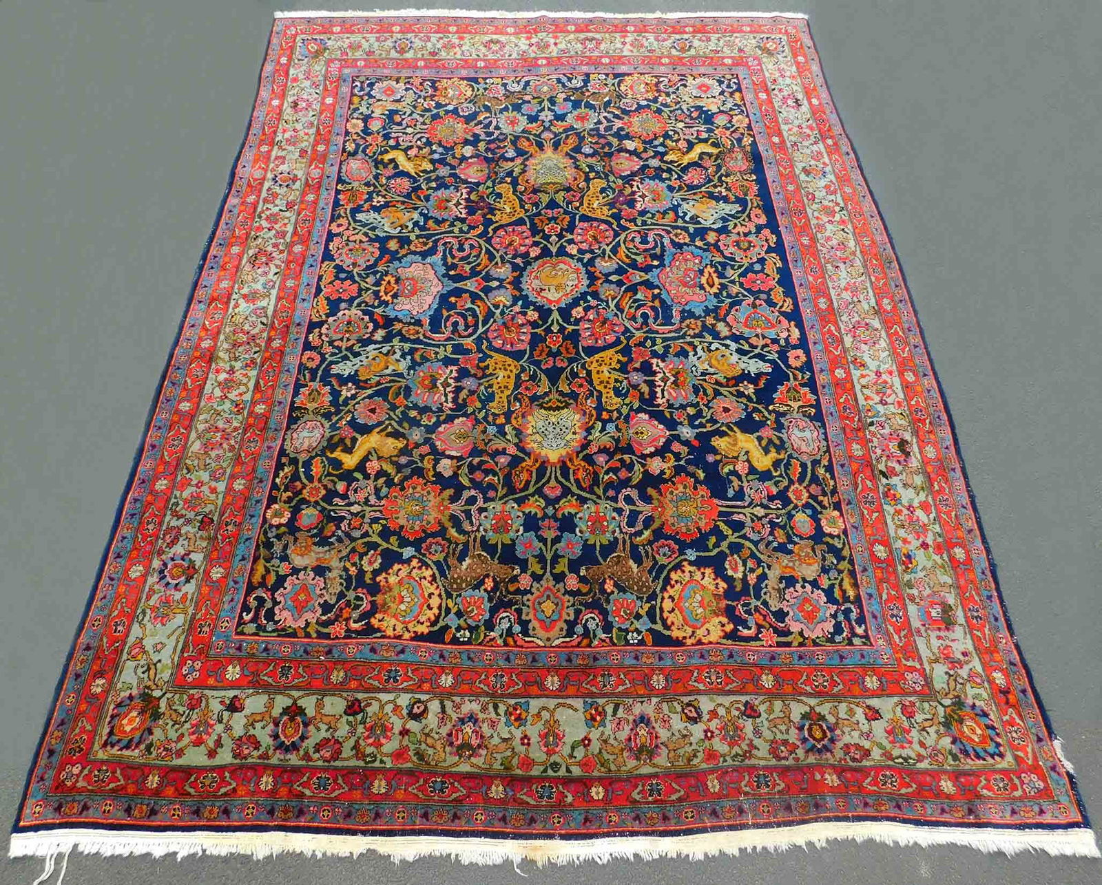 Täbris Teppich. Übermaß. (1 of 14)