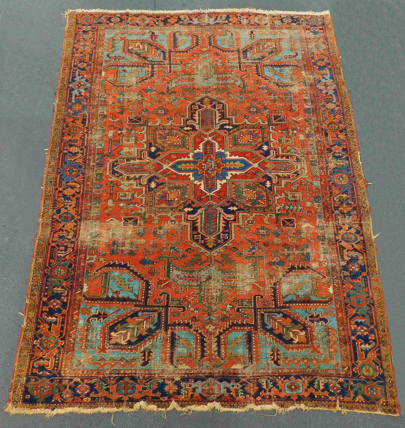 Heris Teppich. Antik. (1 of 16)