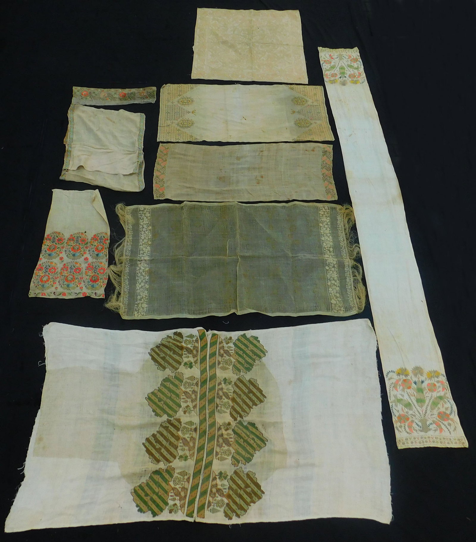 Konvolut osmanischer Textilien (1 of 18)