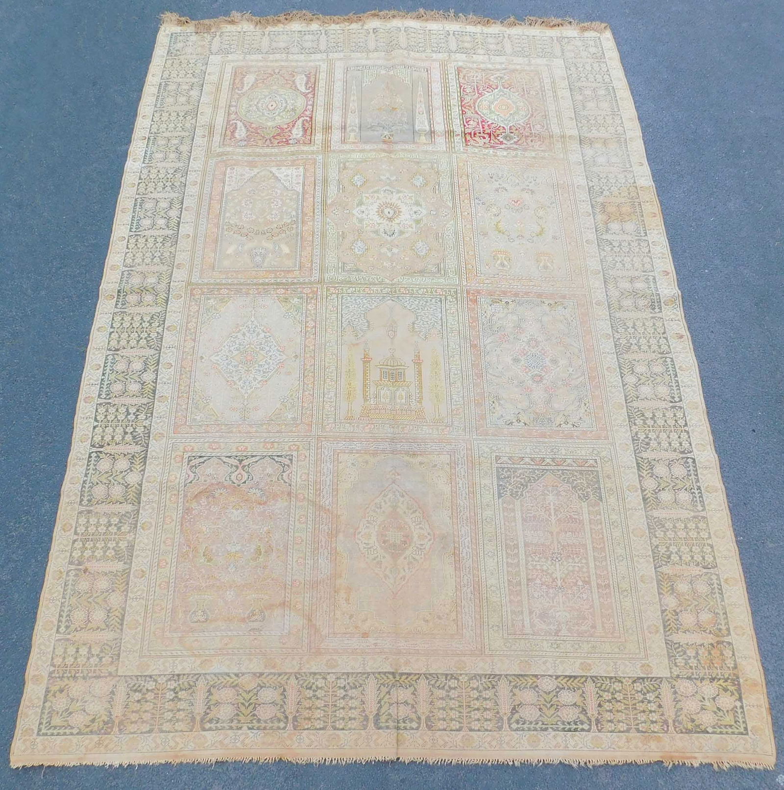 Kayserie Flosch Felderteppich. Türkei. Antik.: 287 cm x 192 cm. Handgeknüpft. Circa 100 - 140 Jahre alt. Zustand siehe Fotos. Versand kann organisiert werden. Kay series Flosch field carpet. Turkey. Antique. 287 cm x 192 cm. Hand-knotted. App
