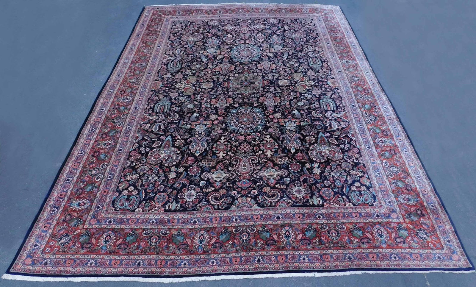 Täbris Teppich. Übergröße. (1 of 17)