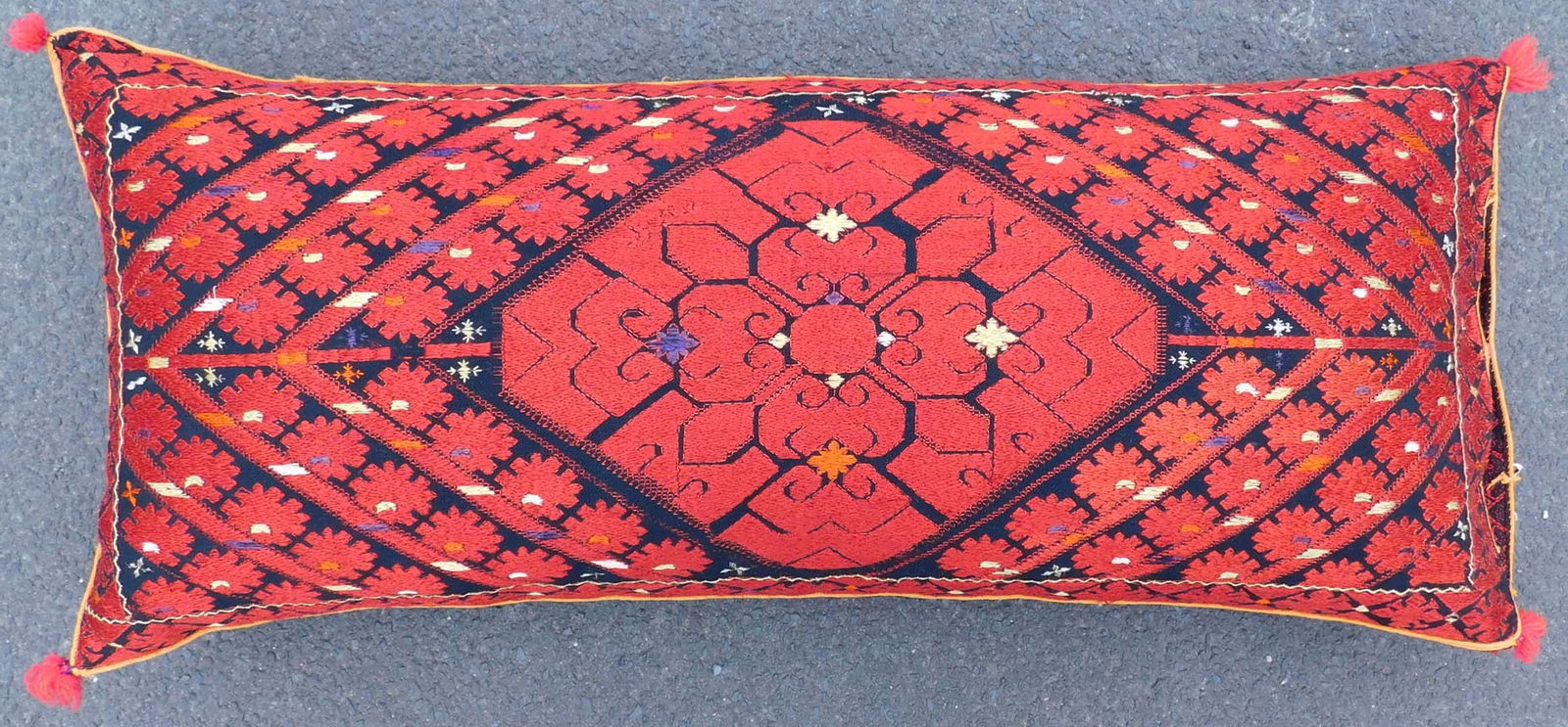 Beduin-Kissen. Balischt. Antik. Stammesteppich. (1 of 4)