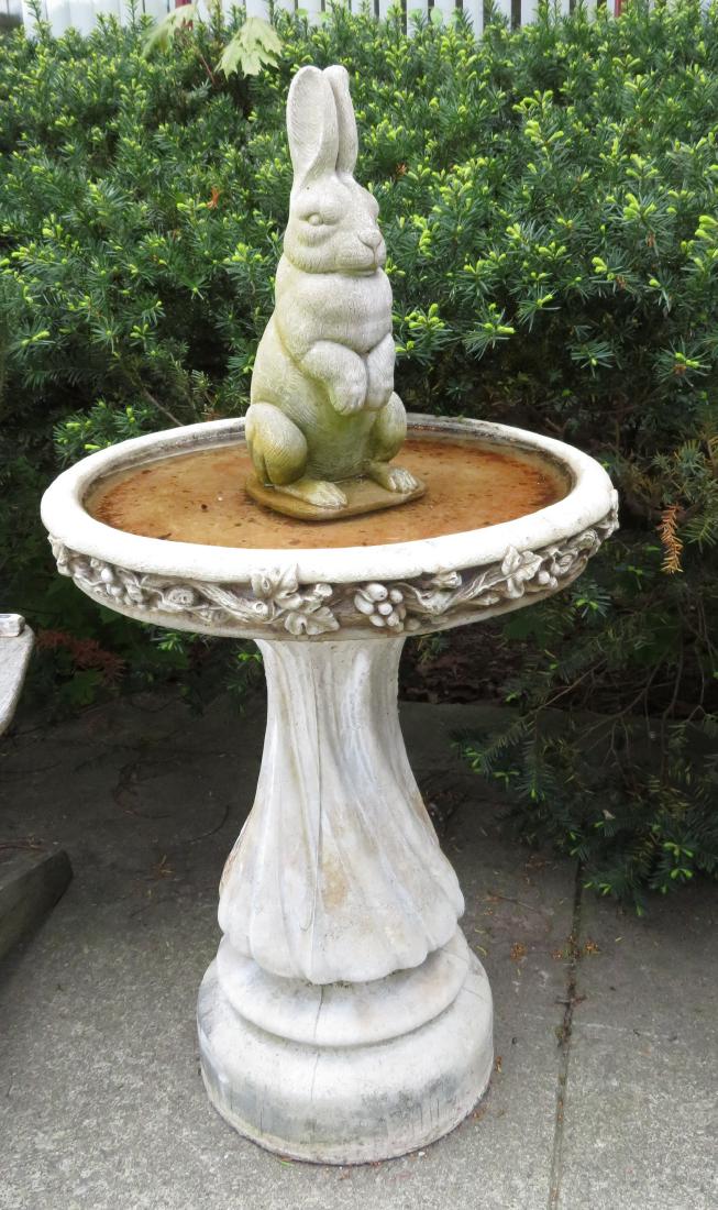 Two part concrete bird bath with leaf and grape (1 of 3)