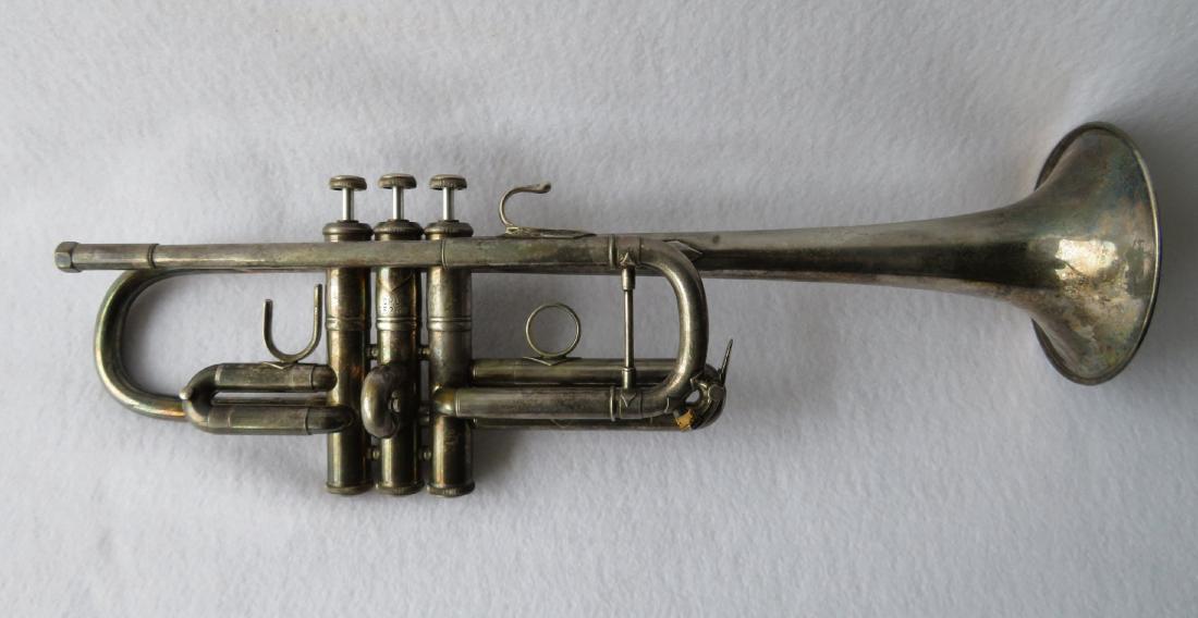 Trumpet - Vincent Bach Corporation, Elkhart Ind,: Trumpet - Vincent Bach Corporation, Elkhart Ind, Stradivarius Model 229 - medium large bore - 25H lead pipe - key of C. Comes with Yamaha hard case. Serial Number 95268. Condition: Good working order,