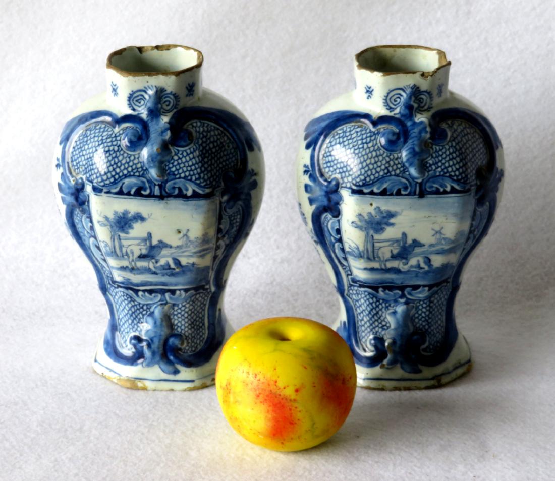 Pair of tin glazed Delft vases, hand decorated in blue (1 of 10)