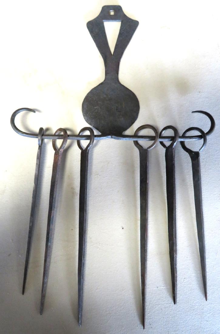 Hand forged iron skewer set consisting of a keyhole (1 of 3)