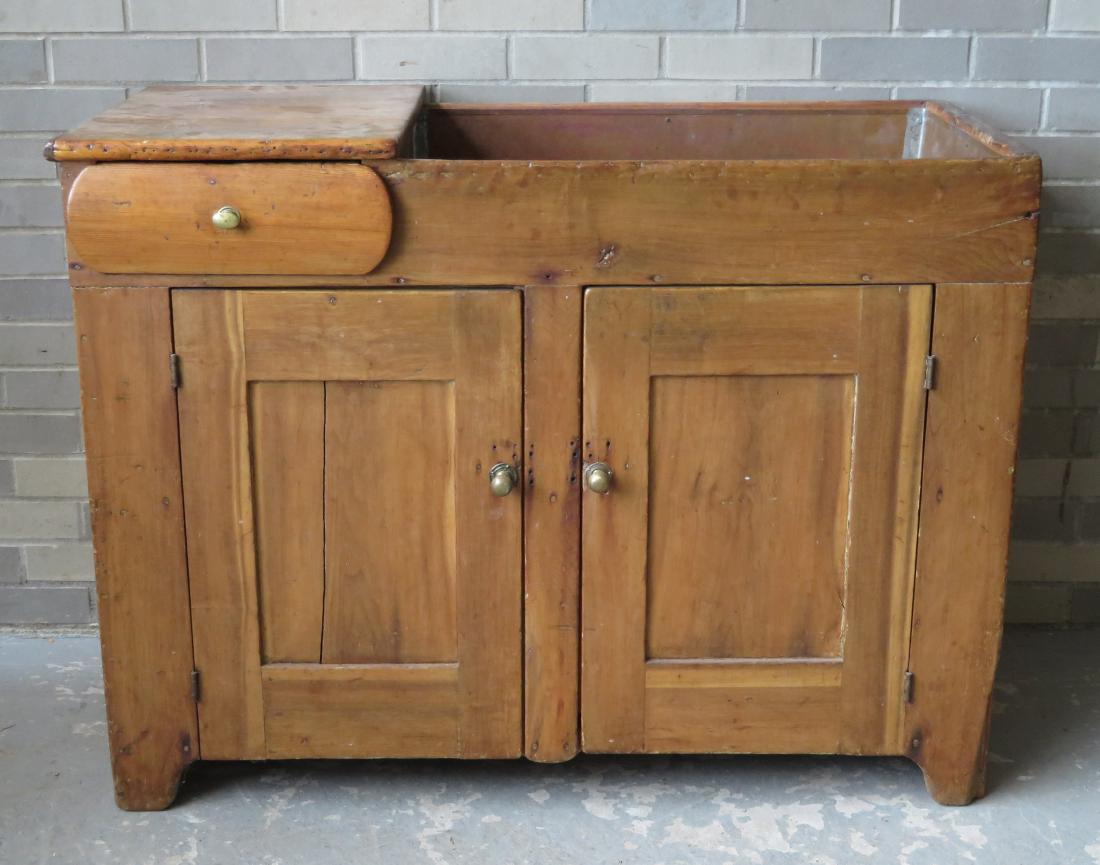 Country pine and poplar wood dry sink, having 1 (1 of 5)