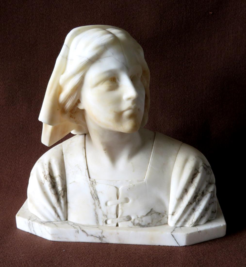 A marble bust of Florence Nightingale (Italian (1 of 4)