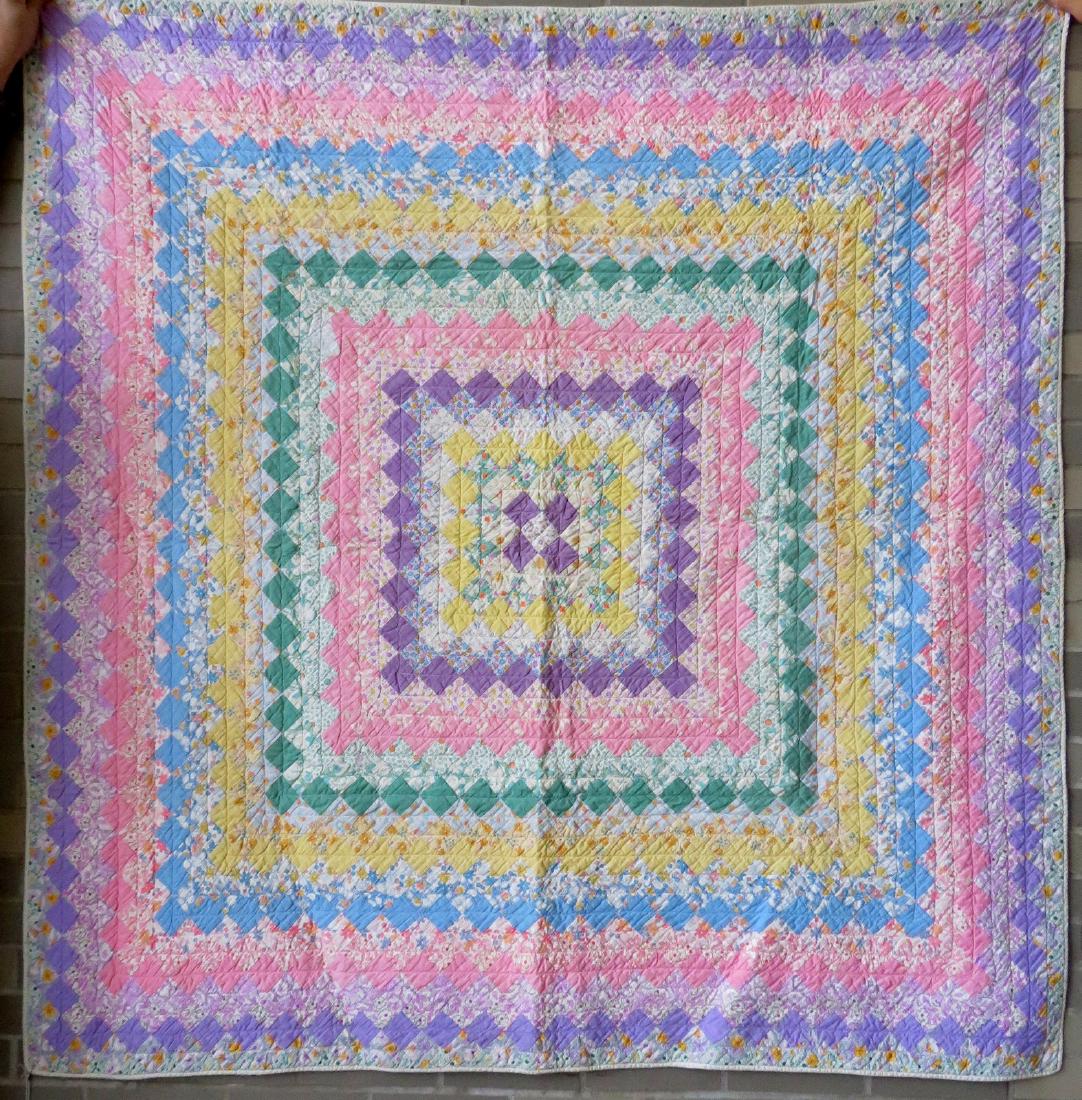 Youth size patchwork quilt in Sunshine and Shadow: Youth size patchwork quilt in Sunshine and Shadow pattern, pastel colors, 62" x 61", early to mid 20th century, excellent condition, machine sewn.
