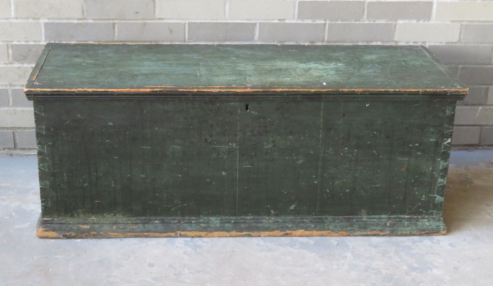 Good Hudson Valley Blanket Box In Original Green Paint