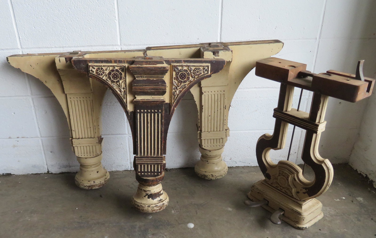 Four matching 19th century wooden piano legs -: Four matching 19th century wooden piano legs - approximately 24"H.