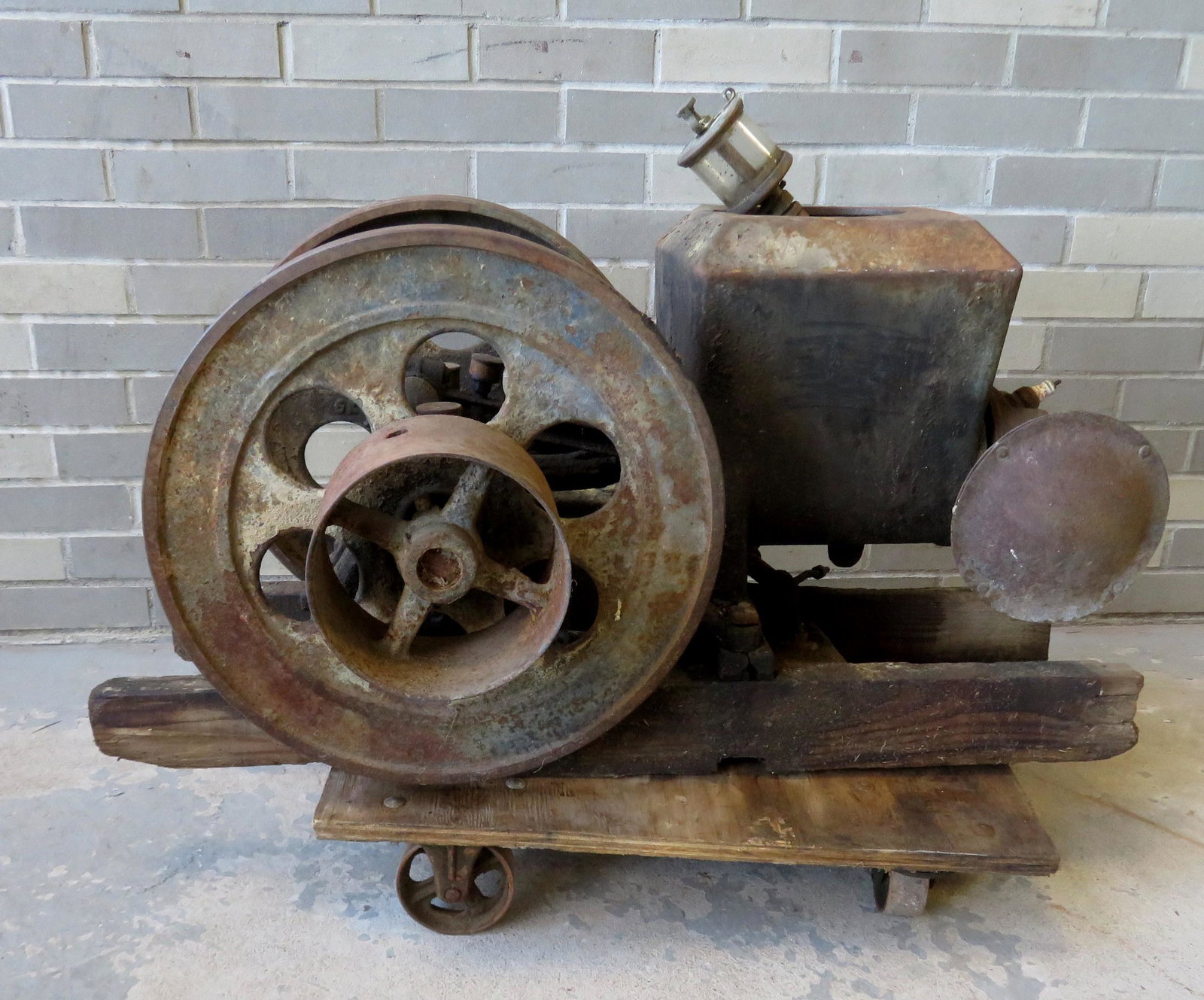 Stover engine - 2 HP - serial # KA 157493. Size 36 "L x: Stover engine - 2 HP - serial # KA 157493. Size 36 "L x 22"W x 18"H.