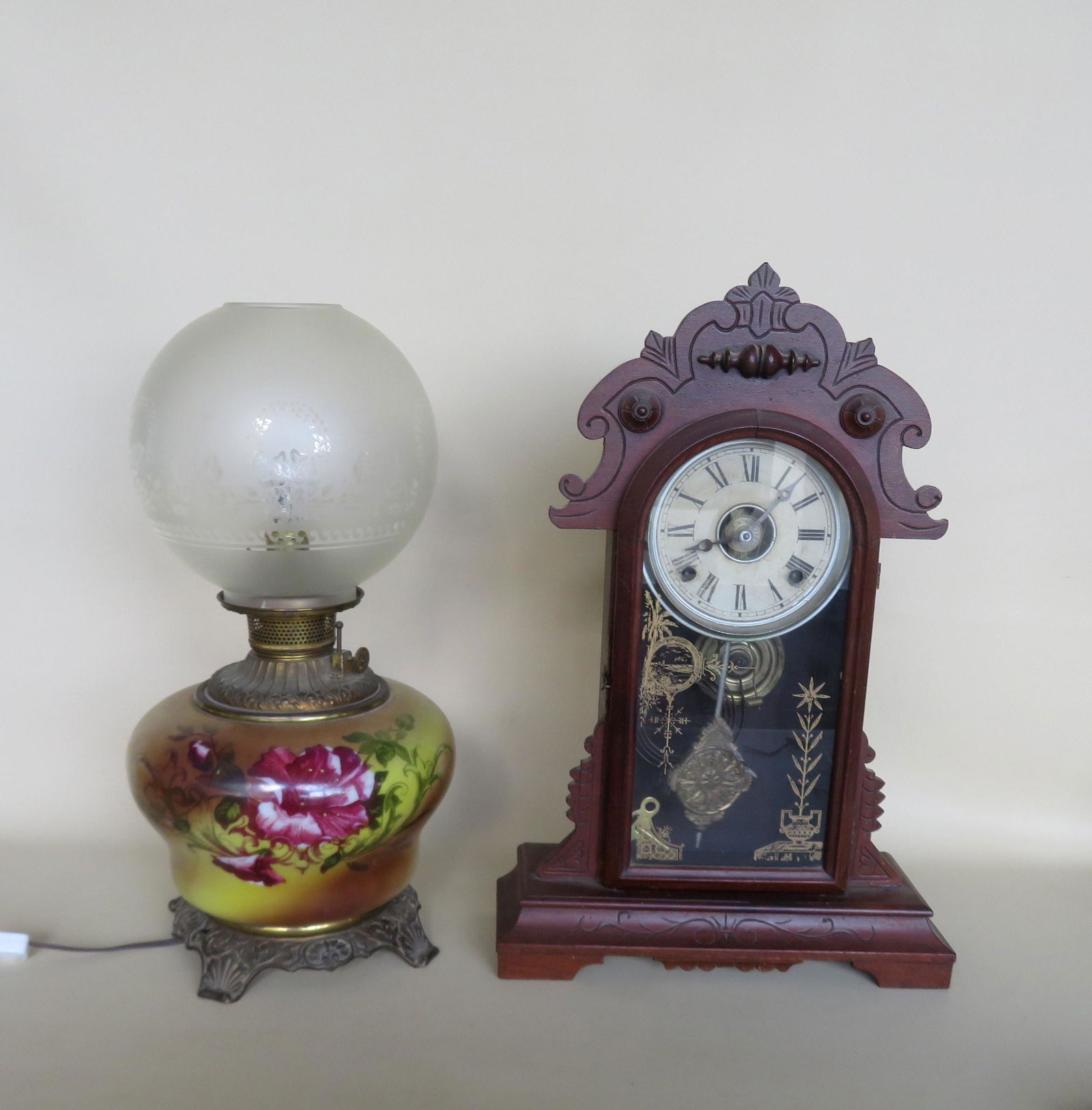 Two Victorian collectibles including GWTW lamp (1 of 4)