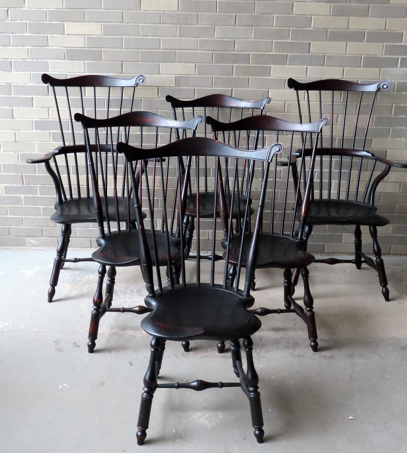 Six matching custom made reproduction fanback Windsor: Six matching custom made reproduction fanback Windsor dining chairs, 4 side chairs and 2 arm chairs, each with attached paper label signed D.R. Dimes, dated 1997. Very good condition, no damage and ve