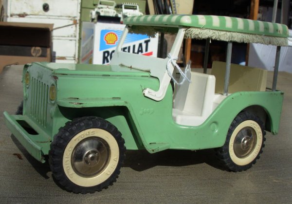 Tonka Jeep surrey top green, 1963-64 excel cond: Tonka Jeep surrey top green, 1963-64 excel cond