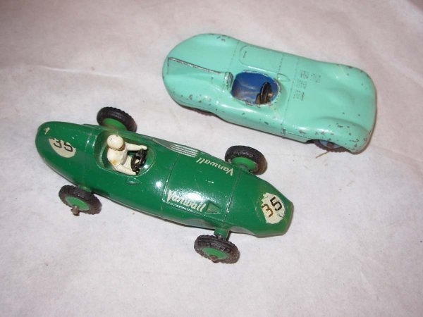 Dinky, Jaguar Type D 238 c7 ('57) & Vanwall racer : Dinky, Jaguar Type D 238 c7 ('57) & Vanwall racer 239 c7 ('58)
