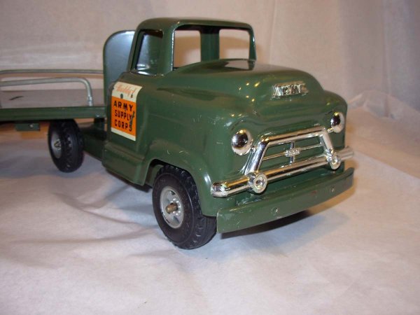 Buddy L Army Supply Corps GMC flat bed tractor tra: Buddy L Army Supply Corps GMC flat bed tractor trailer very good cond