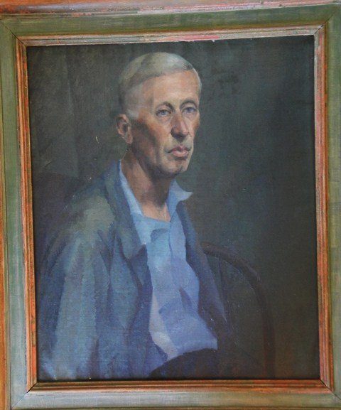 O/C Portrait of seated elderly man. Not signed. Pro: O/C Portrait of seated elderly man. Not signed. Probably WPA artist. Original paint decorated frame (see additional photos). 22" x 26