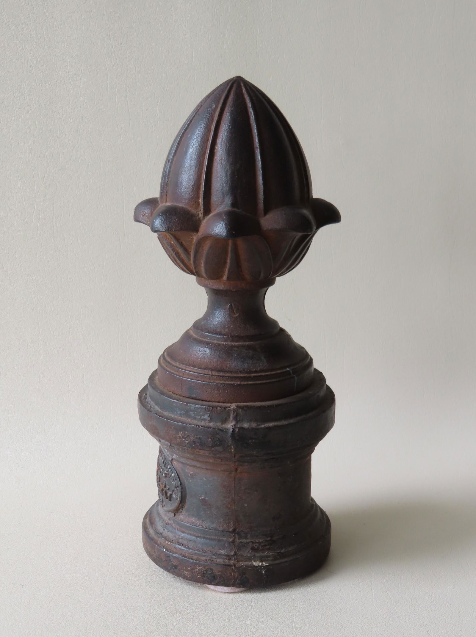 An early French cast iron post finial with a floral (1 of 7)