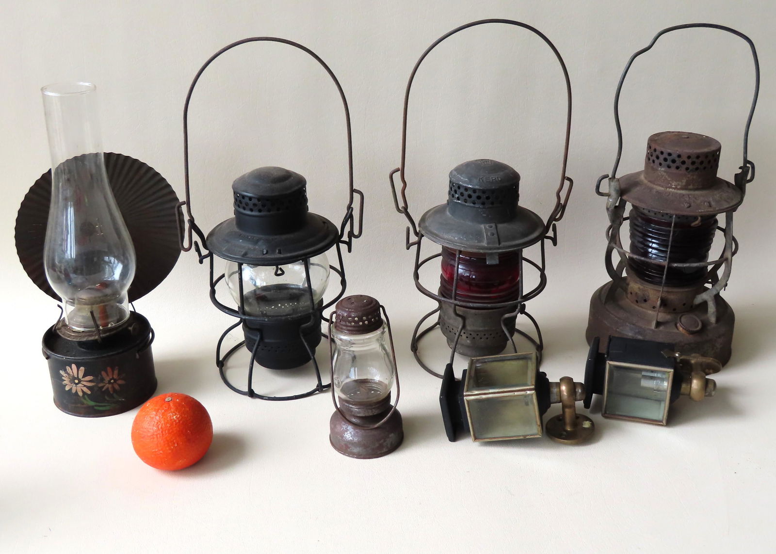 Grouping of 7 lighting devices including: Pennsylvania (1 of 13)