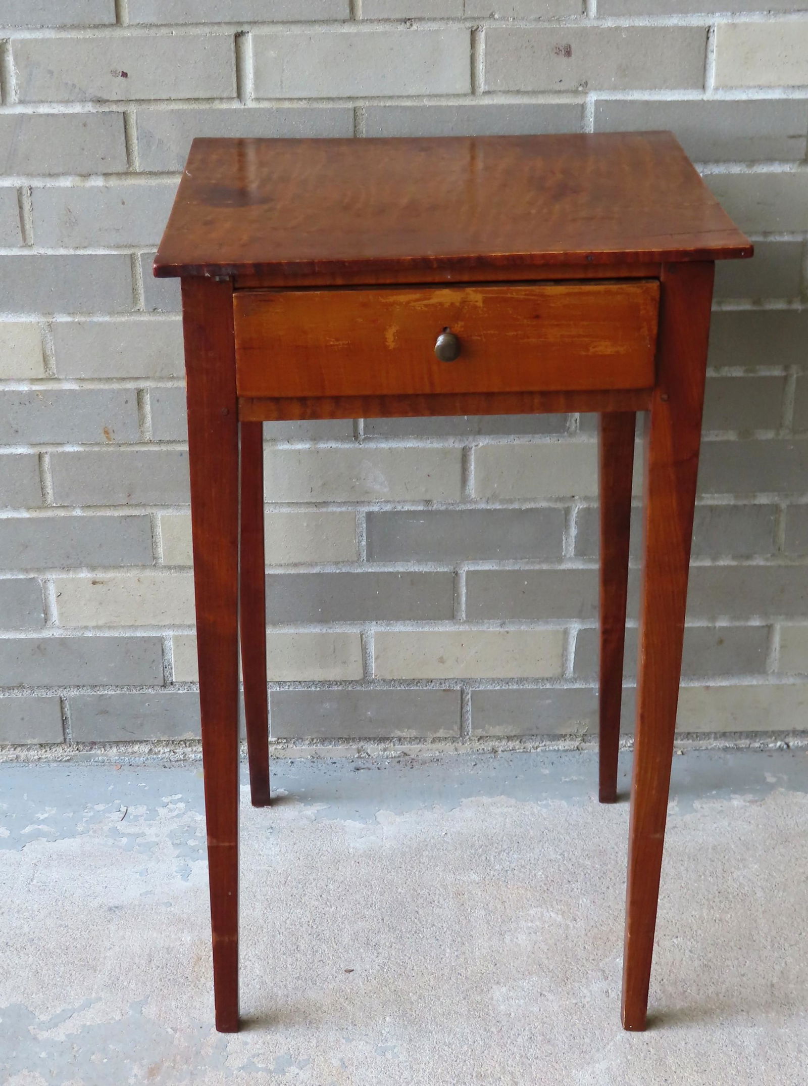 A Hepplewhite tiger maple one drawer stand, circa 1810, (1 of 6)