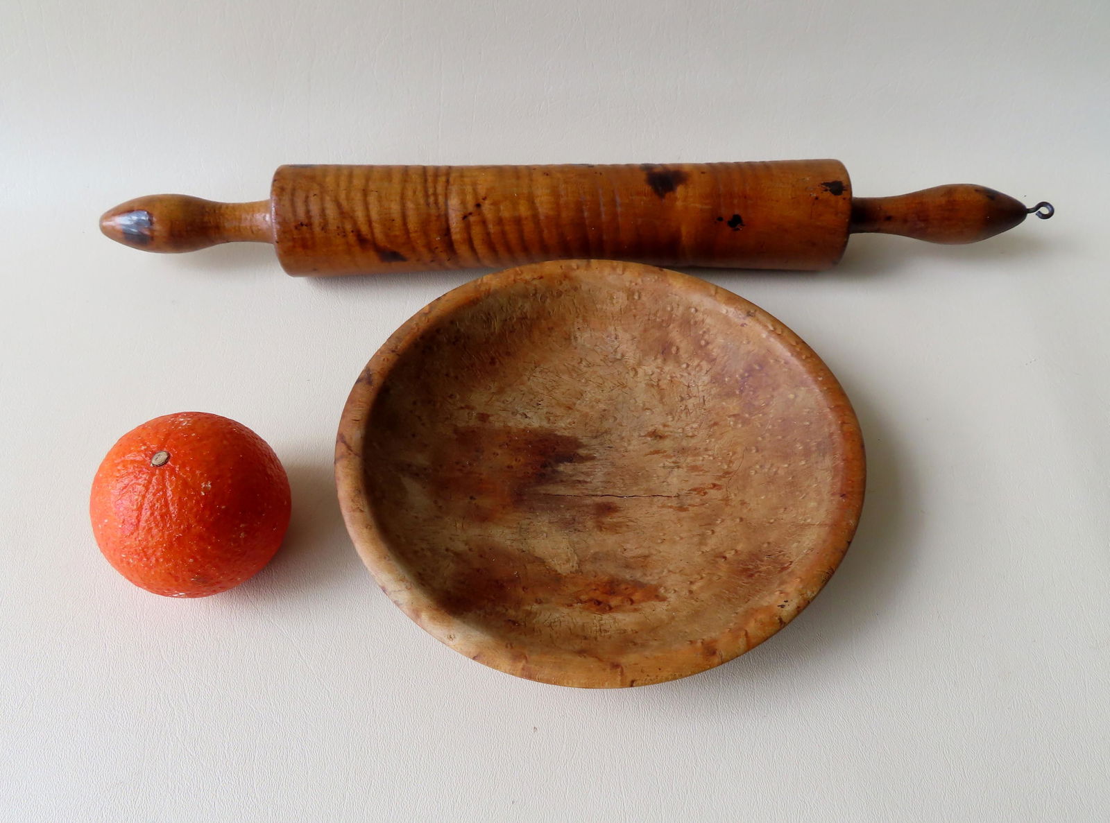 A rolling pin in strong tiger maple combined with a (1 of 5)