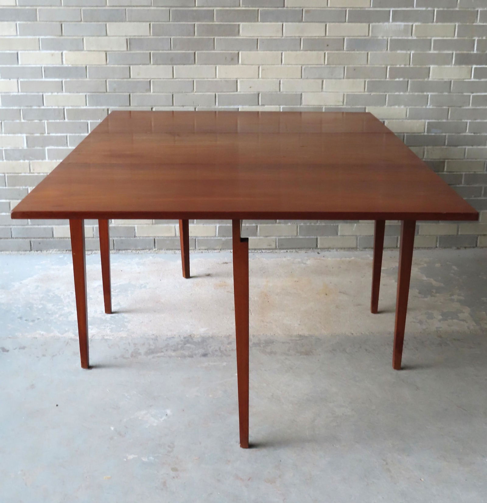 Hepplewhite walnut dining room table with long drop (1 of 9)