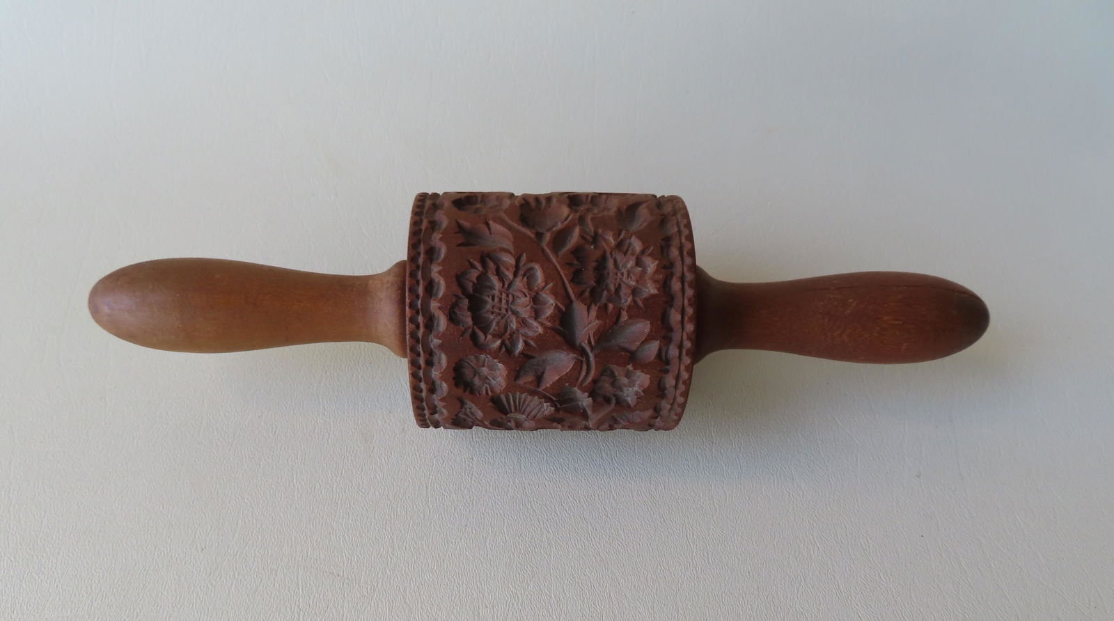 John Conger mahogany springerle rolling pin mold, circa (1 of 6)