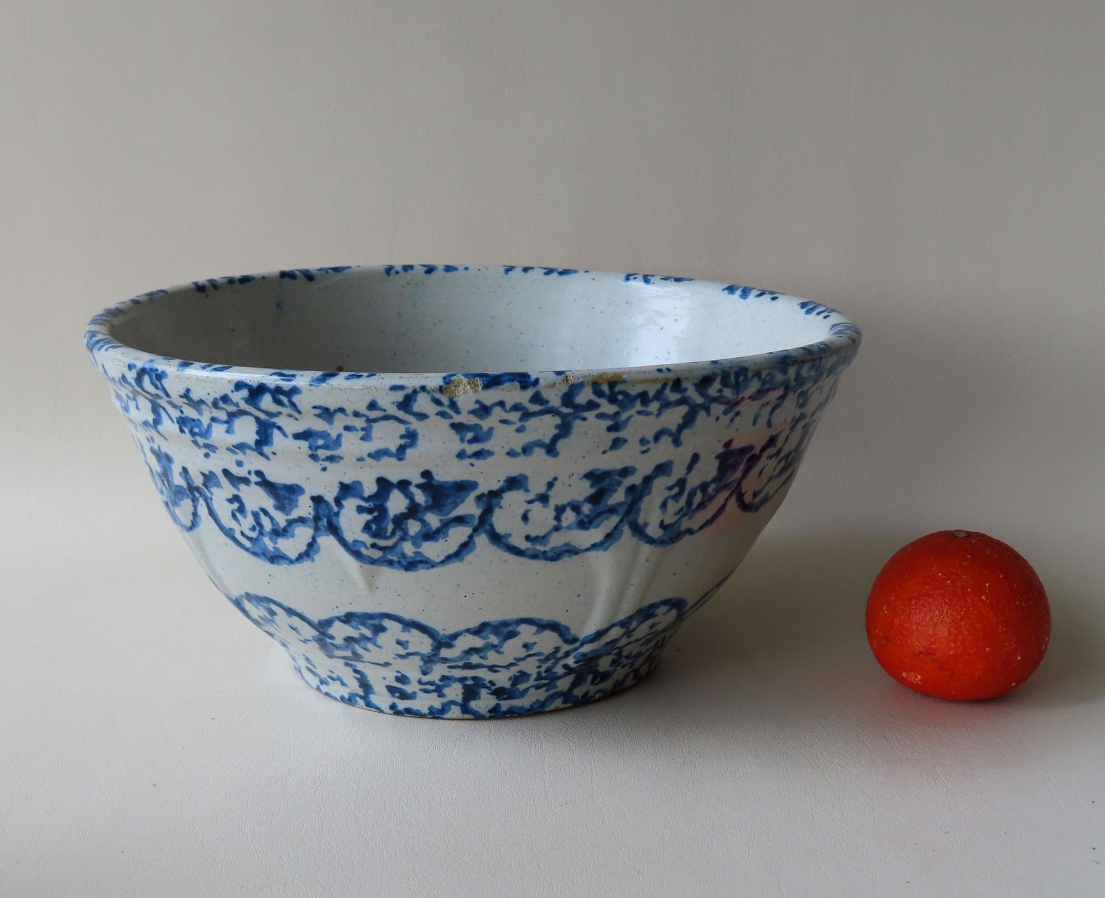 An exceptional large and deep blue and white spongeware (1 of 6)
