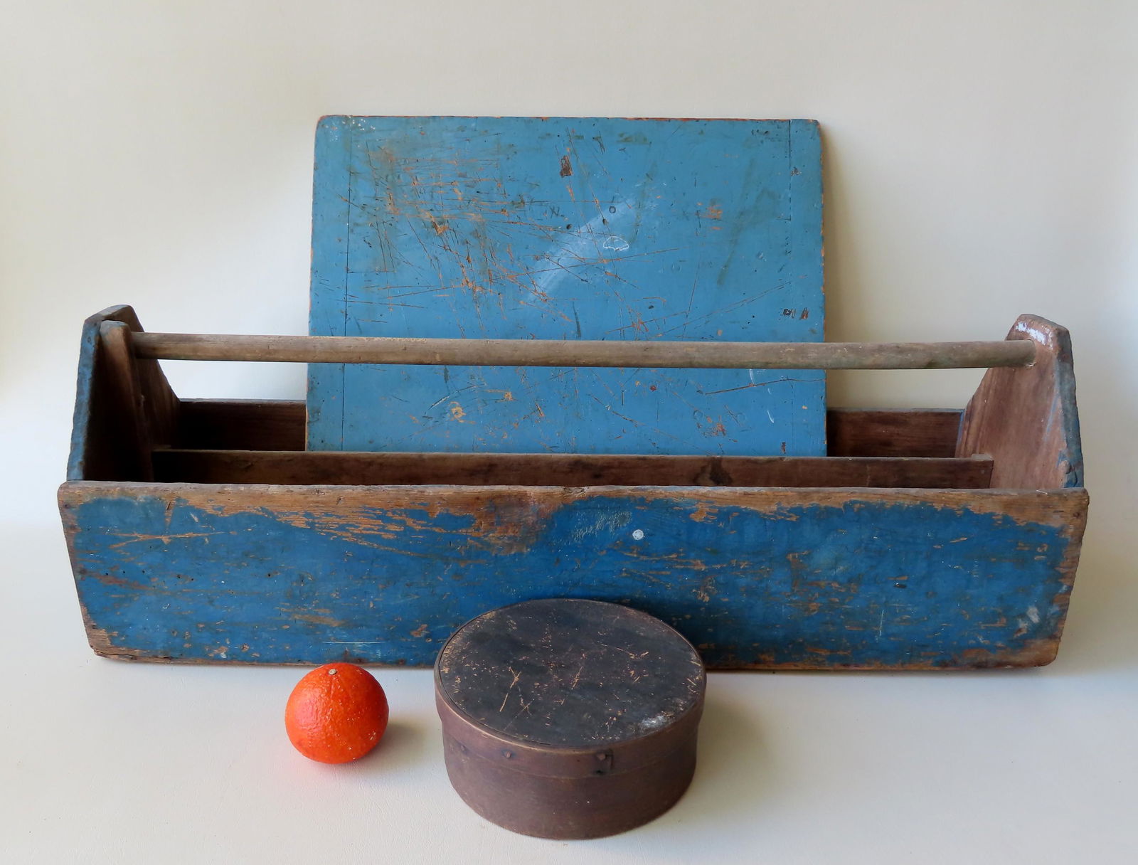 Grouping of country items including: Carpenter's wooden (1 of 8)