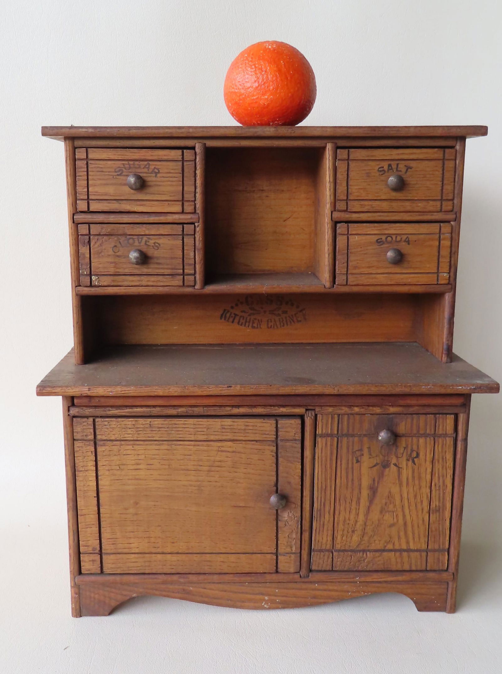 Child's oak step-back kitchen spice cabinet marked (1 of 5)