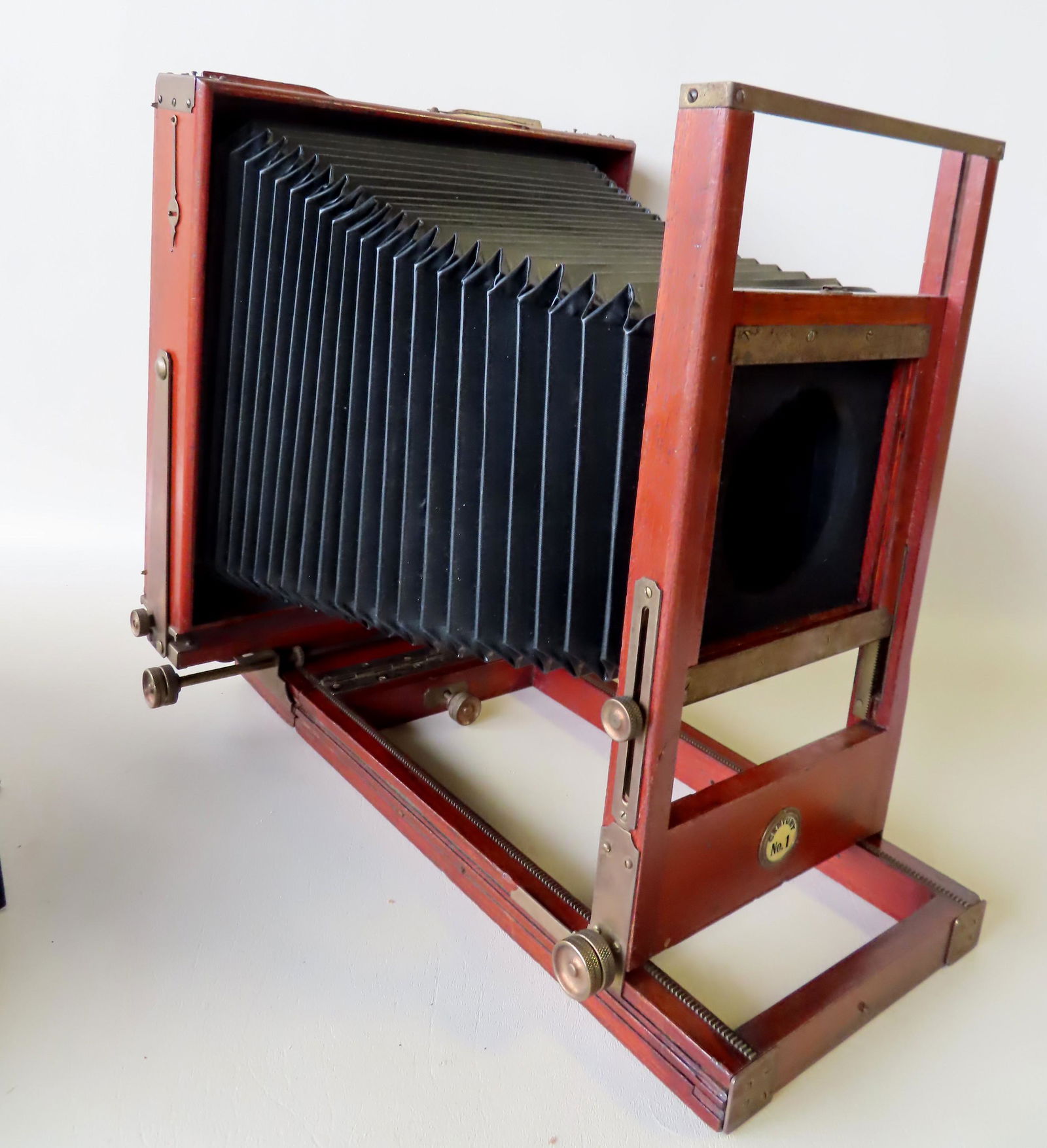 View camera, 8" x 10", Century #1 Rochester NY, circa (1 of 12)