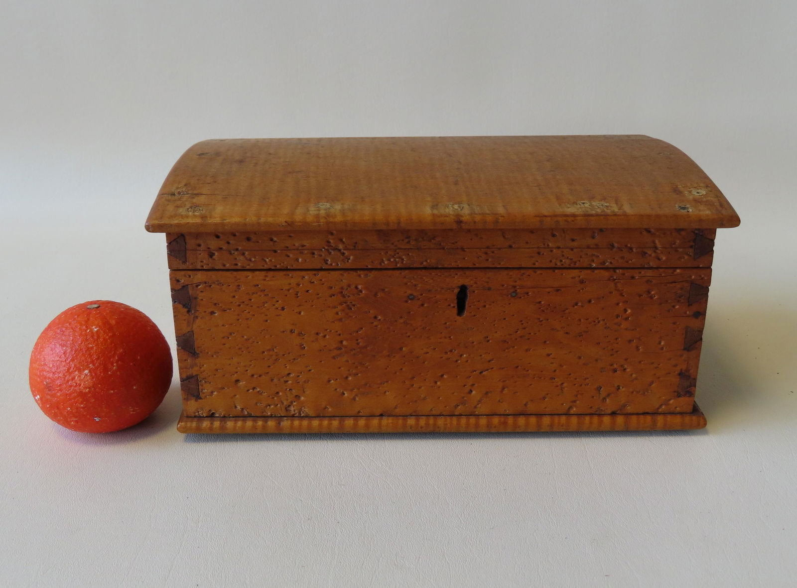 Small birdseye and tiger maple dome top trinket box (1 of 6)