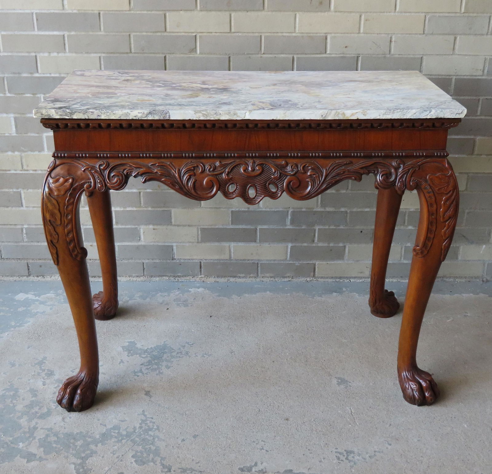 A very fine Baker marble top console table having a (1 of 11)