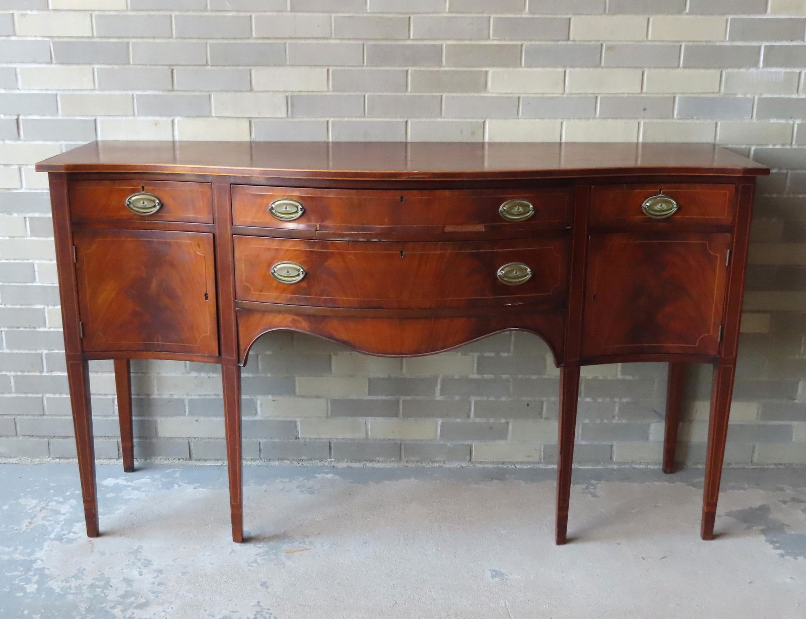 A Charak, Boston Mass., mahogany federal style (1 of 14)