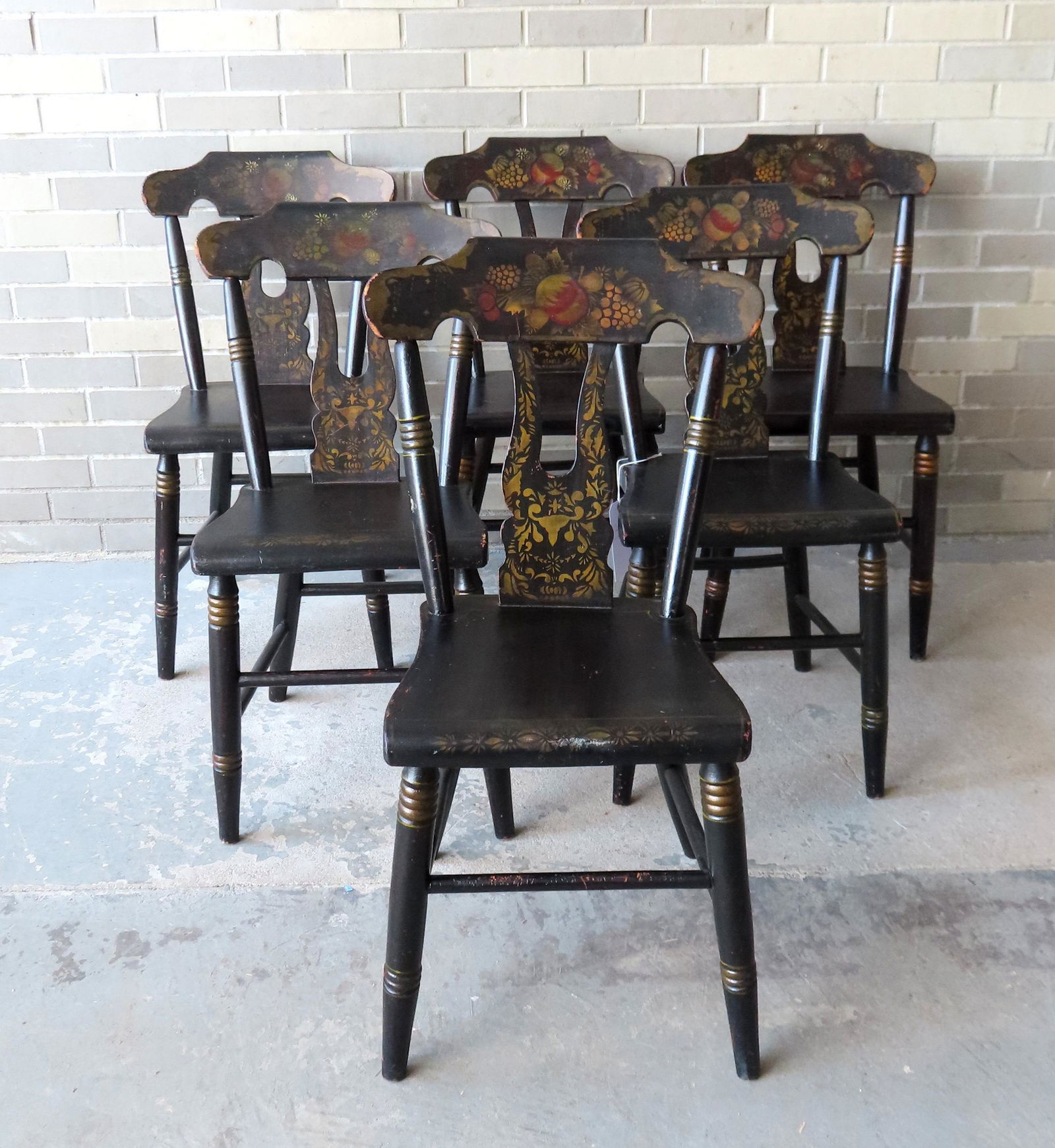 Set of 6 Sheraton hand painted country chairs with (1 of 9)